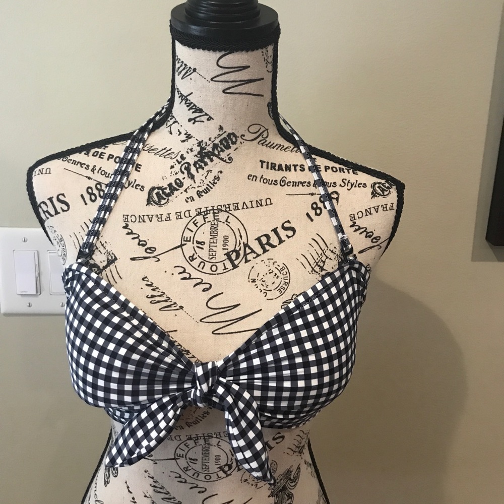 Checkered black and white bikini top